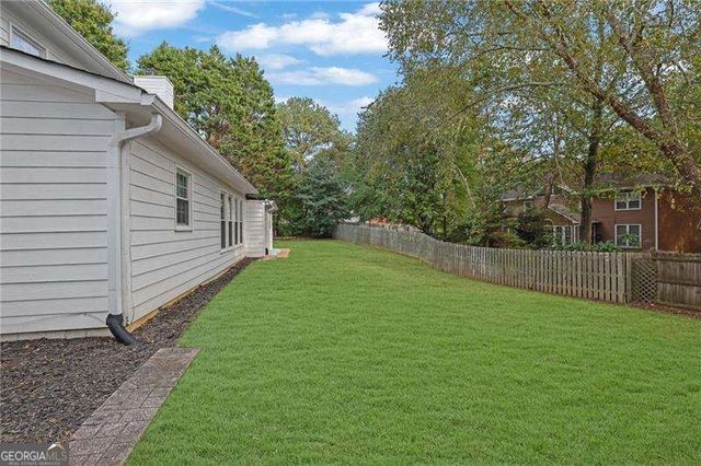 2694 Elmhurst Court NW, Kennesaw, GA 30152