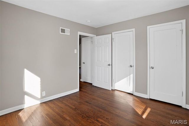 8910 Harold Drive, St Louis, MO 63134