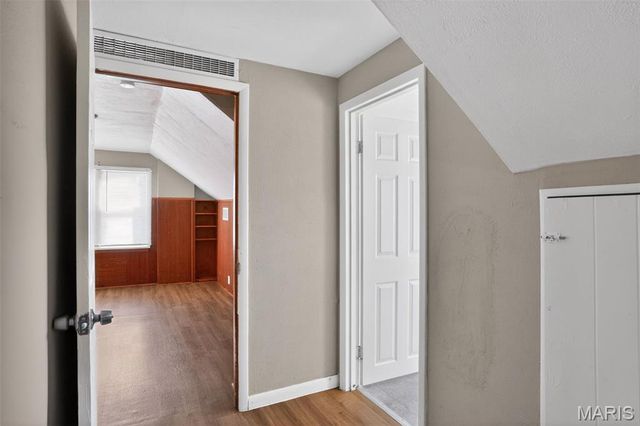 8910 Harold Drive, St Louis, MO 63134