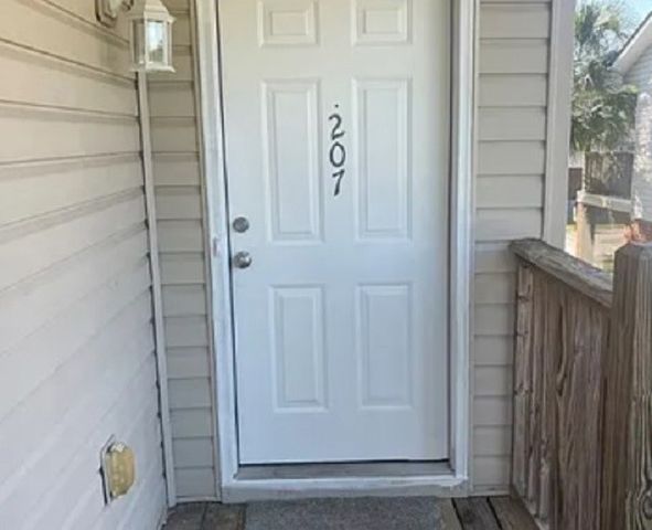 207 Lantana Court, Brunswick, GA 31520