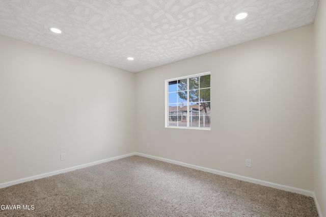 41052 177th Street, Lancaster, CA 93535