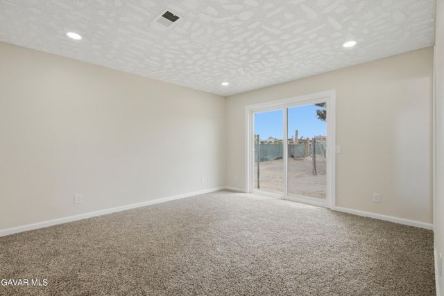 41052 177th Street, Lancaster, CA 93535