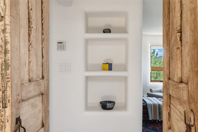 197 Circle Drive, Santa Fe, NM 87501