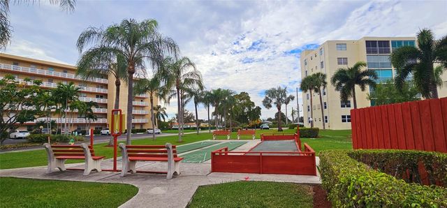 121 SE 3rd Avenue 106, Dania Beach, FL 33004