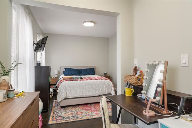 249 Everett St 2, Boston, MA 02128