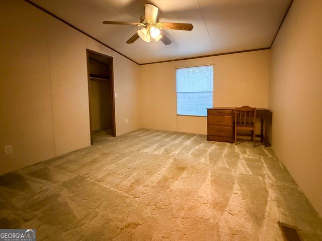 431 Paradise Valley Road, Cleveland, GA 30528