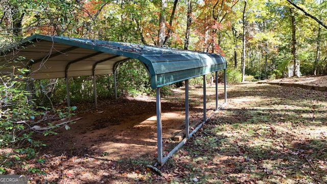 431 Paradise Valley Road, Cleveland, GA 30528