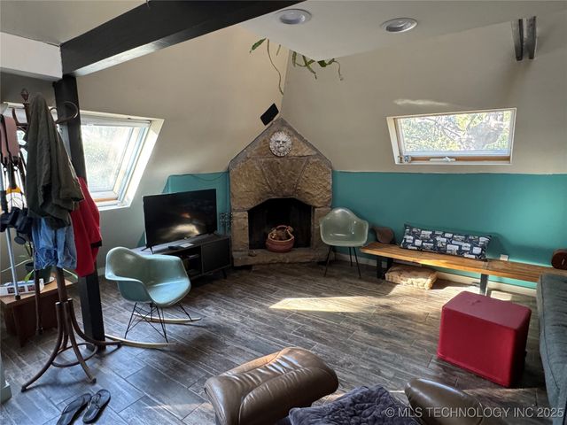 447 N Kershner Road, Sand Springs, OK 74063