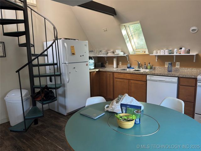 447 N Kershner Road, Sand Springs, OK 74063