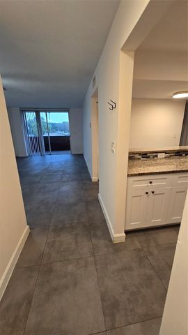 13390 NE 7th Avenue 314, North Miami, FL 33161