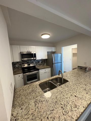 13390 NE 7th Avenue 314, North Miami, FL 33161