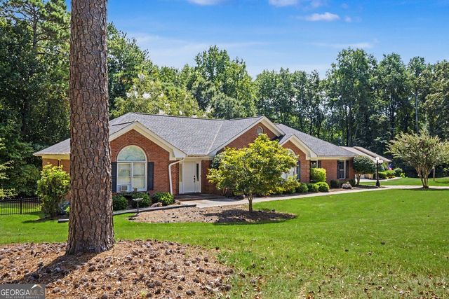 502 Wedgepark Drive, Mcdonough, GA 30252