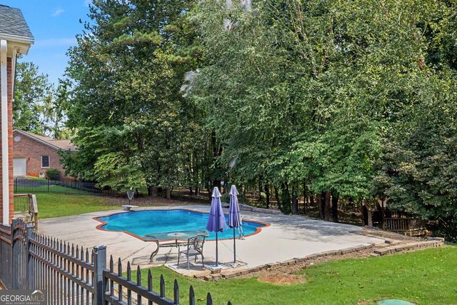 502 Wedgepark Drive, Mcdonough, GA 30252