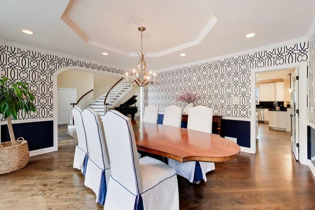 605 Lake Shore Boulevard, Wauconda, IL 60084