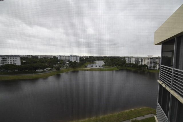 3095 N N Course 1008, Pompano Beach, FL 33069