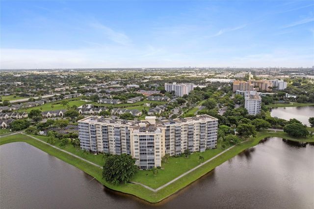 3095 N N Course 1008, Pompano Beach, FL 33069