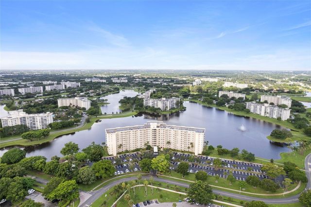 3095 N N Course 1008, Pompano Beach, FL 33069