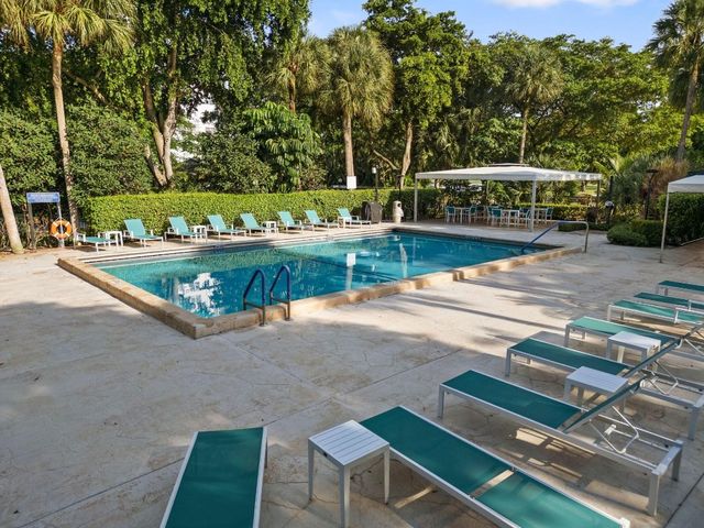 3095 N N Course 1008, Pompano Beach, FL 33069