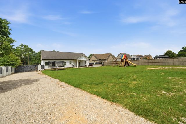 208 Crestwood Arch Way, Lexington, SC 29073