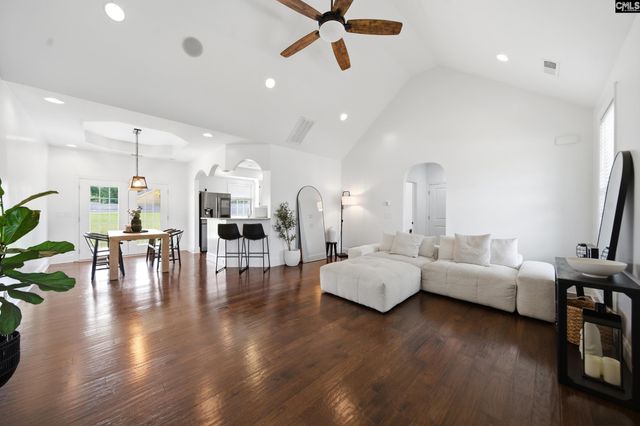 208 Crestwood Arch Way, Lexington, SC 29073