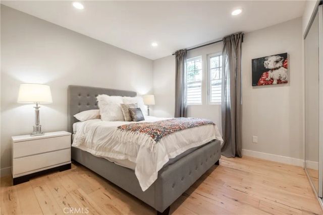 4039 Clayton Avenue, Los Angeles, CA 90027