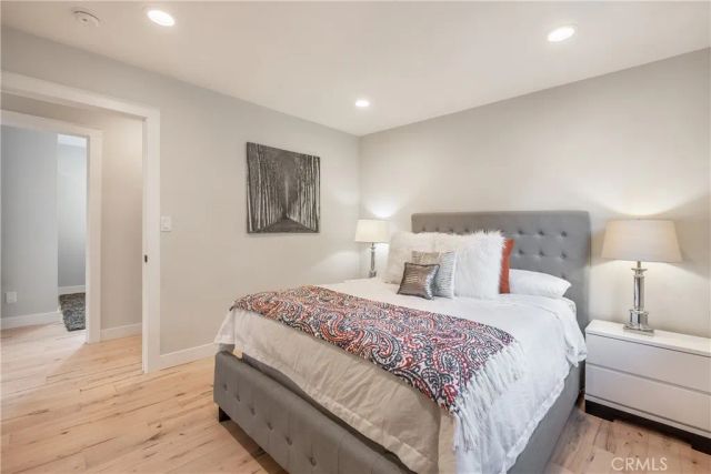 4039 Clayton Avenue, Los Angeles, CA 90027
