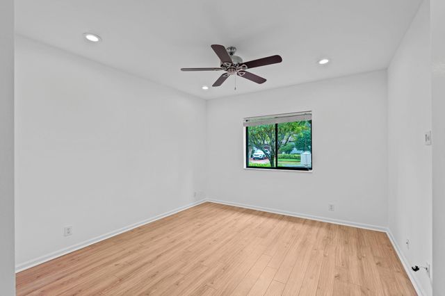 6517 Via Rosa, Boca Raton, FL 33433