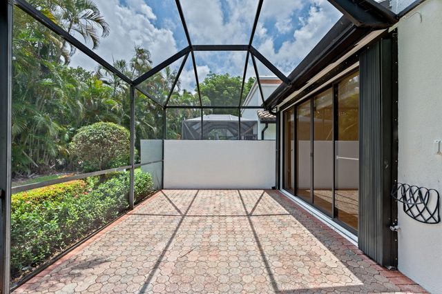 6517 Via Rosa, Boca Raton, FL 33433
