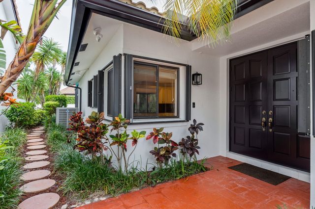6517 Via Rosa, Boca Raton, FL 33433