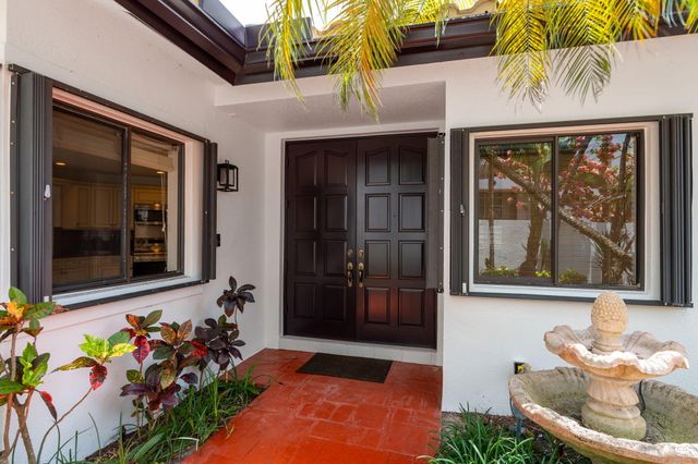 6517 Via Rosa, Boca Raton, FL 33433
