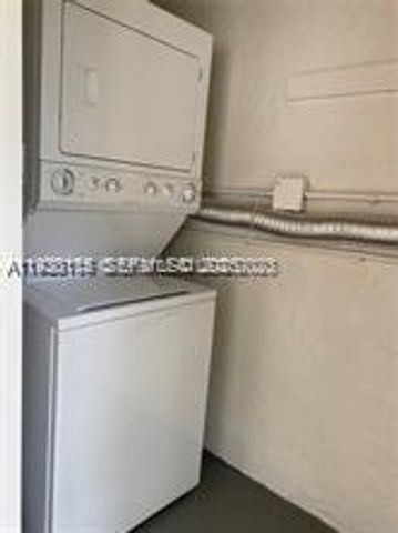 6543 Boulevard Of Champions, North Lauderdale, FL 33068