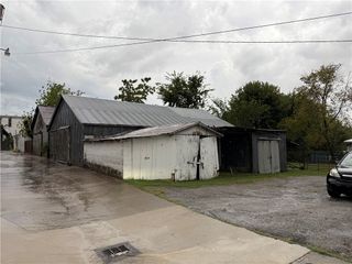 between Hubert & Springfi E Church Avenue, Berryville, AR 72616