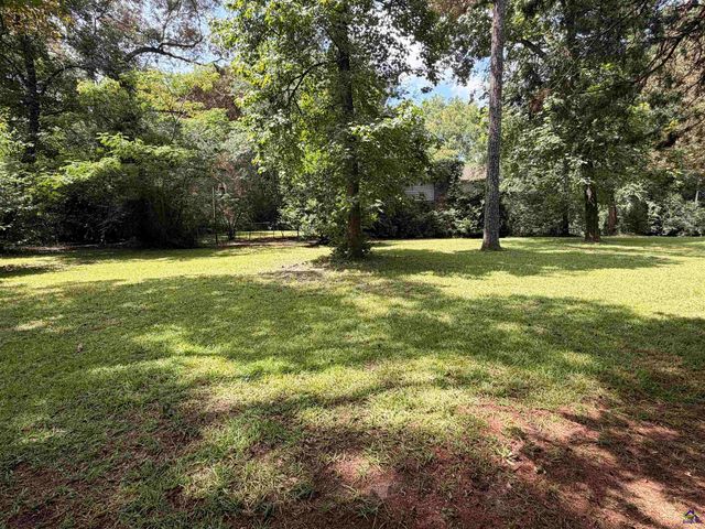 7194 Everett Drive, Macon, GA 31216