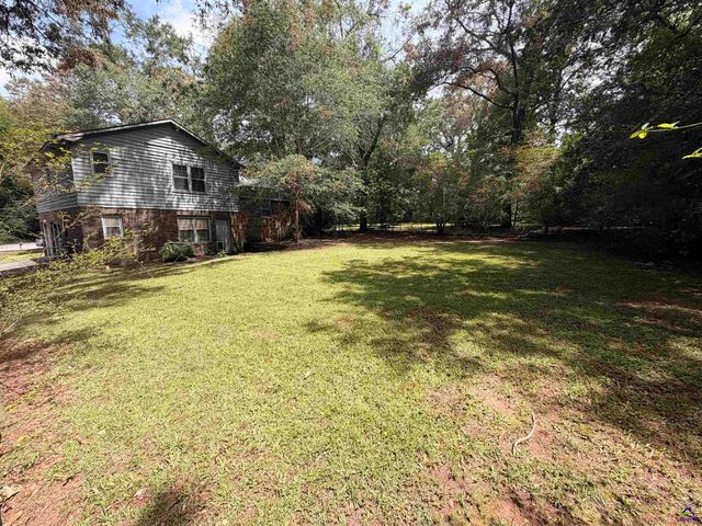 7194 Everett Drive, Macon, GA 31216