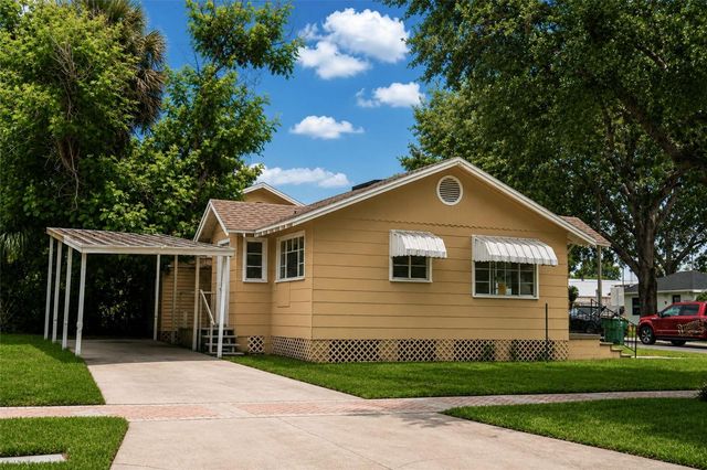 38443 6TH AVENUE, Zephyrhills, FL 33542