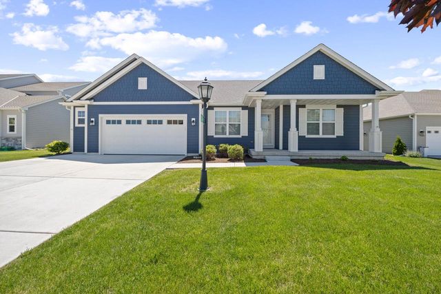 35209 Winnebago COURT, Summit, WI 53066
