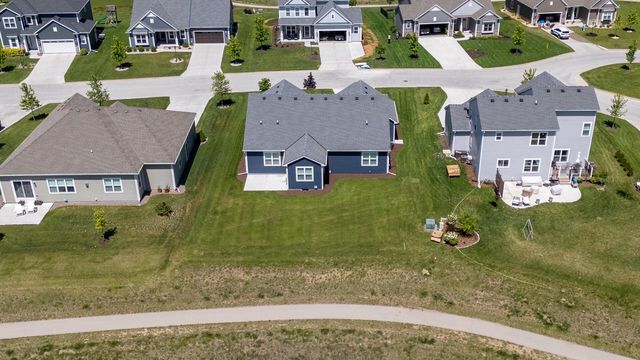 35209 Winnebago COURT, Summit, WI 53066