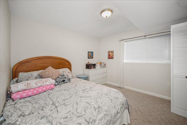 5116 W Ridgecrest Dr, Spokane, WA 99208