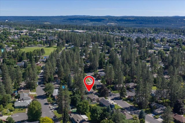 5116 W Ridgecrest Dr, Spokane, WA 99208