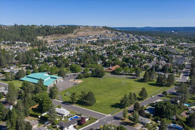 5116 W Ridgecrest Dr, Spokane, WA 99208