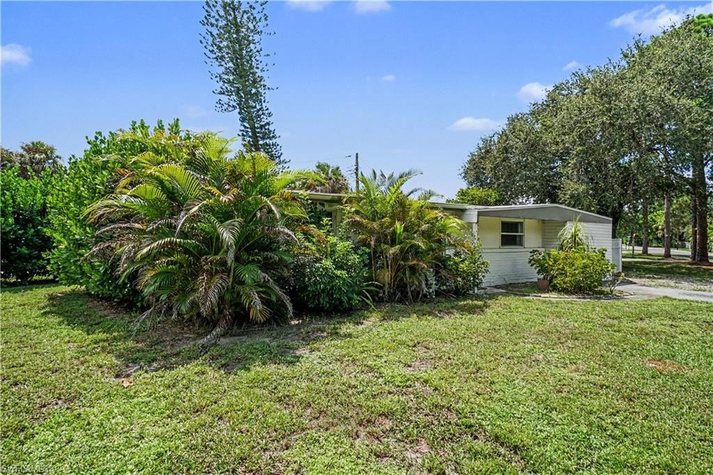 2398 Estey AVE, NAPLES, FL 34104 — photo 3