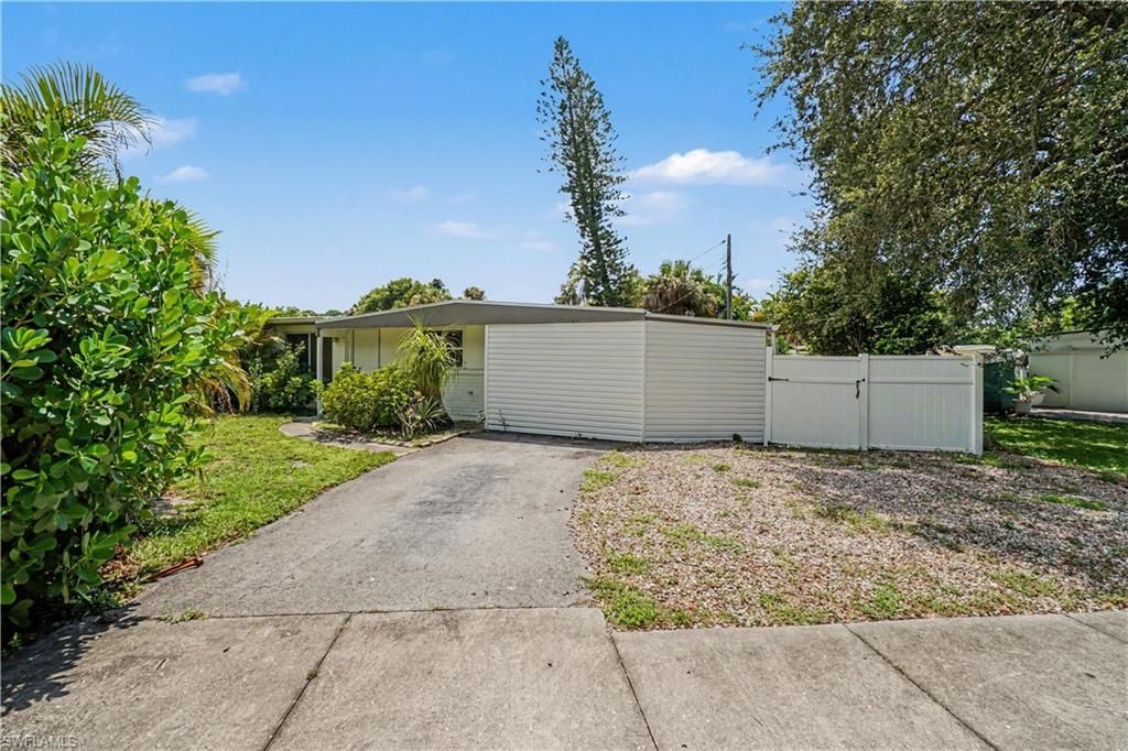 2398 Estey AVE, NAPLES, FL 34104 — photo 4
