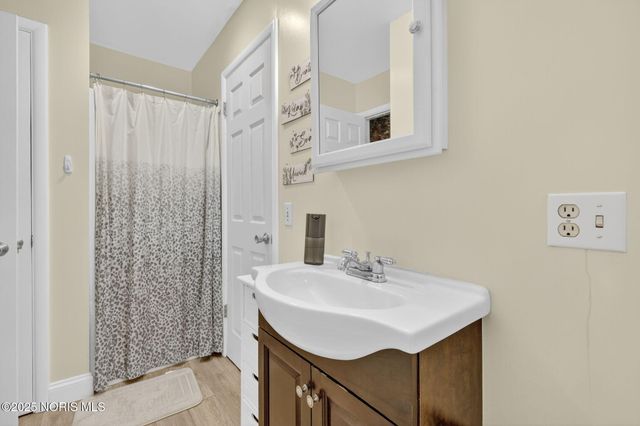 2523 Briarwood Lane, Toledo, OH 43615