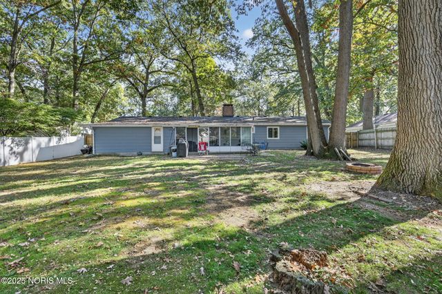 2523 Briarwood Lane, Toledo, OH 43615