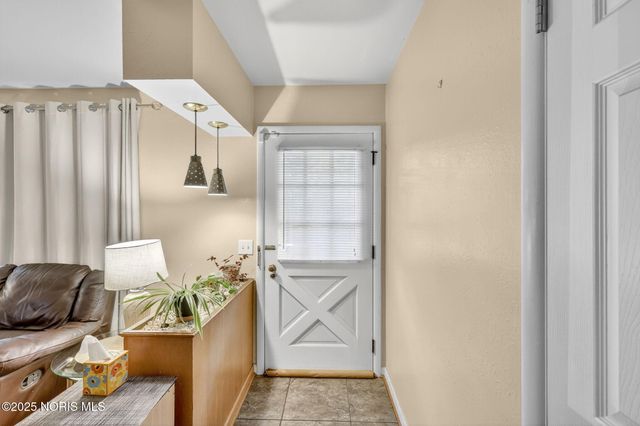 2523 Briarwood Lane, Toledo, OH 43615