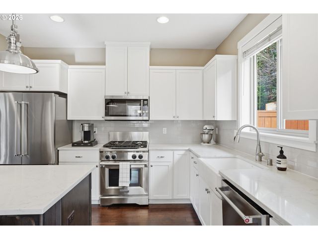 4331 Se 179TH Ct, Vancouver, WA 98683