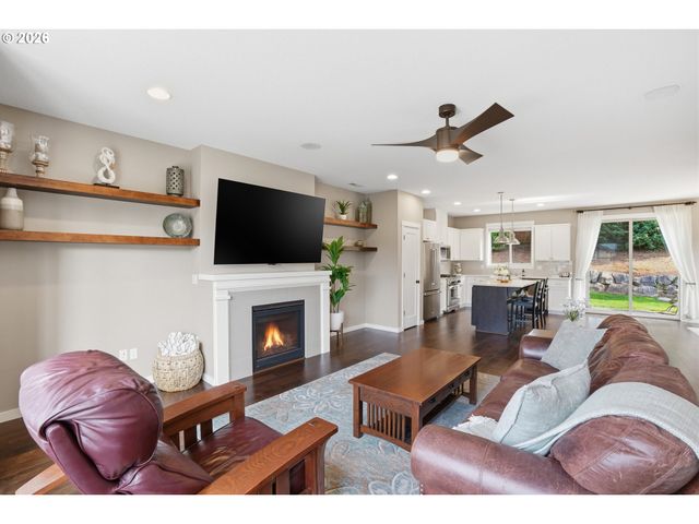 4331 Se 179TH Ct, Vancouver, WA 98683