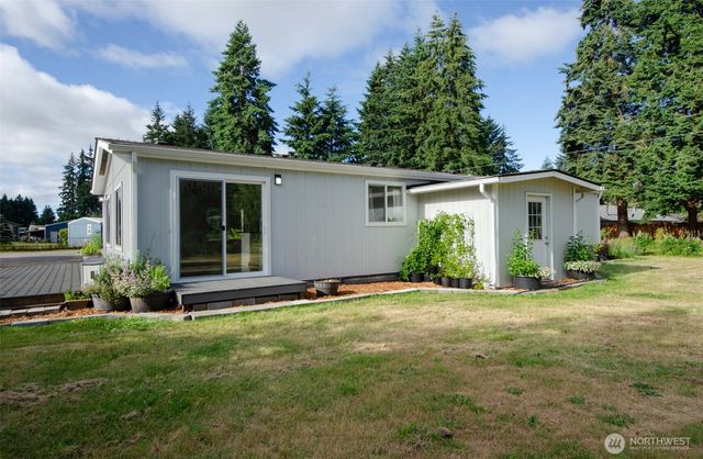 17728 Irwin Street SW, Rochester, WA 98579