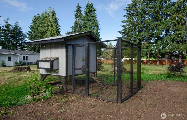 17728 Irwin Street SW, Rochester, WA 98579