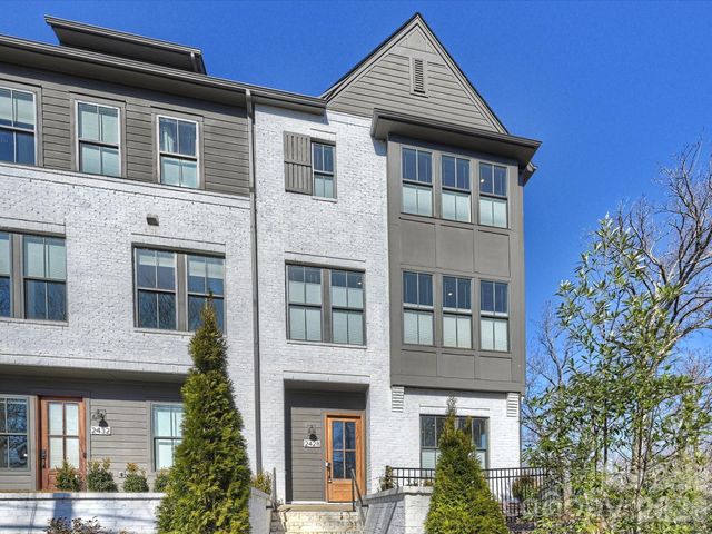 2428 Runnymede Lane, Charlotte, NC 28209